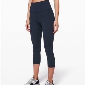 Size 8 lululemon 🍋 high rise crop wunder under